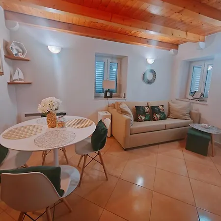 Dubrovnik House - Leni アパート